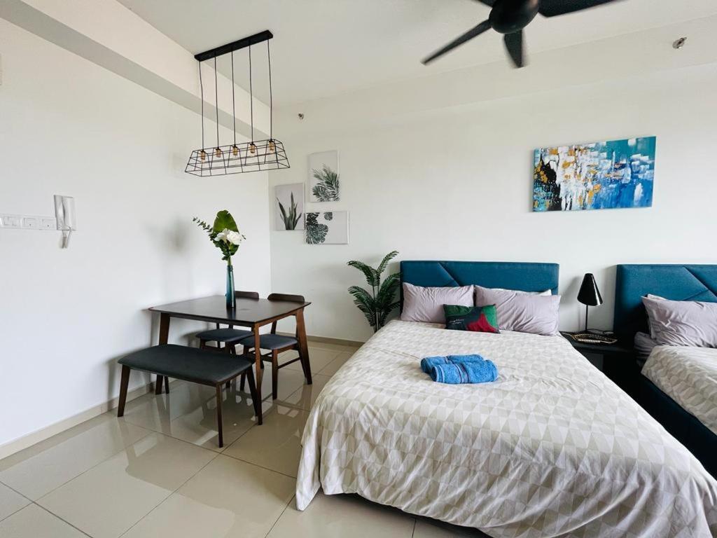 Homestay I-City Cantik, Tenang, Wifi, 4K Smart Tv, Netflix, Coway, Free Parking Шах-Алам Экстерьер фото