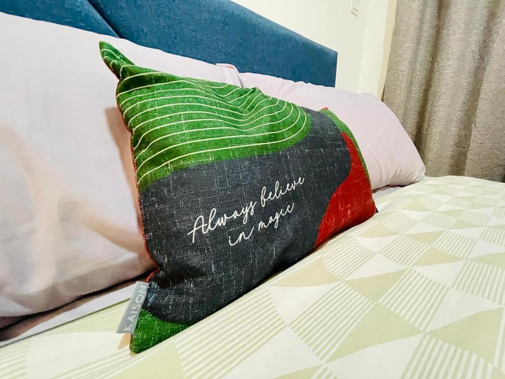 Homestay I-City Cantik, Tenang, Wifi, 4K Smart Tv, Netflix, Coway, Free Parking Шах-Алам Экстерьер фото