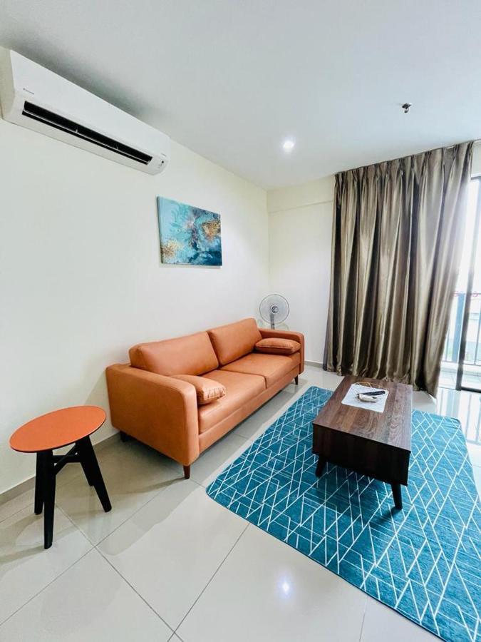 Homestay I-City Cantik, Tenang, Wifi, 4K Smart Tv, Netflix, Coway, Free Parking Шах-Алам Экстерьер фото